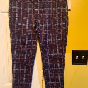 Navy/Burgundy plaid skinny pant Womens 8